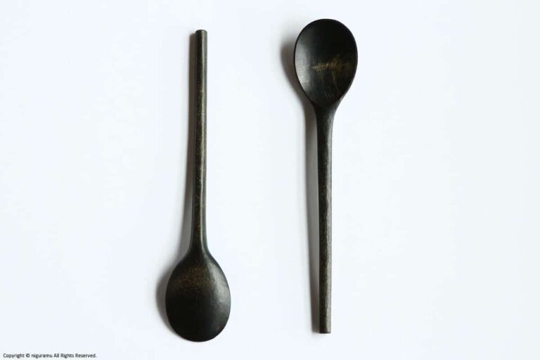 Wooden Korean spoon / Urushi-Black