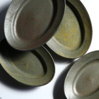 Difference in color of glaze olive.