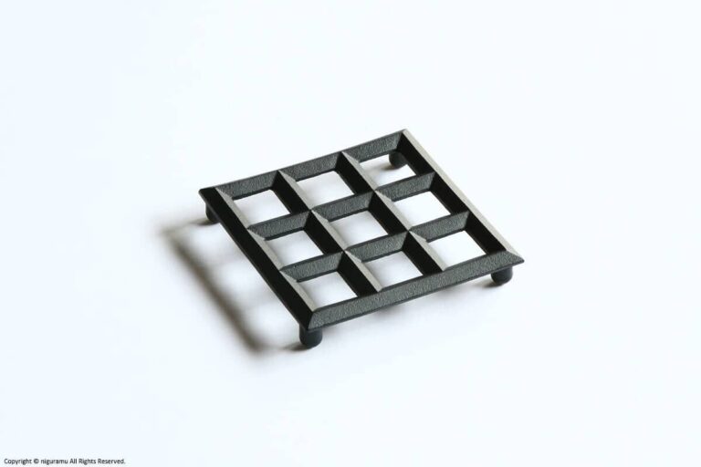 Pot stand, Lattice Square