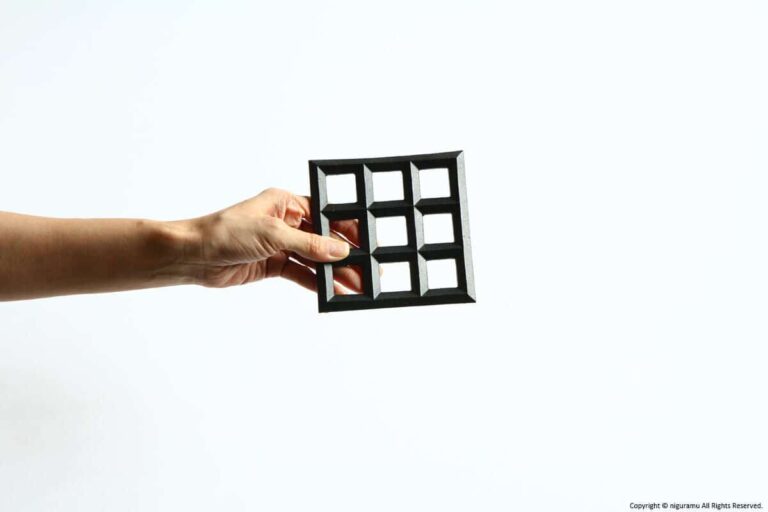 Pot stand, Lattice Square