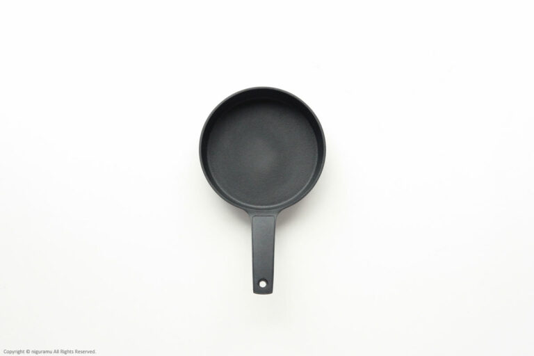 One hand pan, S