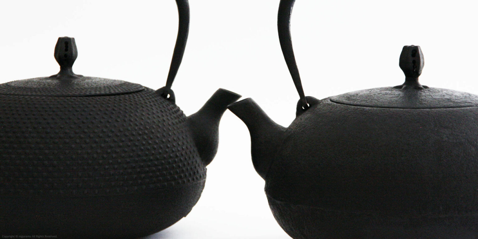 Iron kettle TETSUBIN, Shinjyu Kamasada niguramu