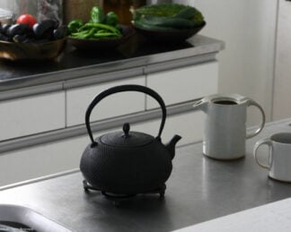 Iron kettle TETSUBIN, Shinjyu - Image 9