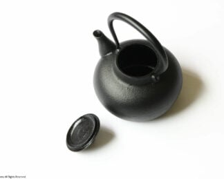 Iron kettle TETSUBIN, Komaru - Image 5