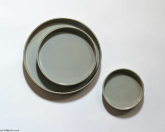 Moderato, Plate / gray