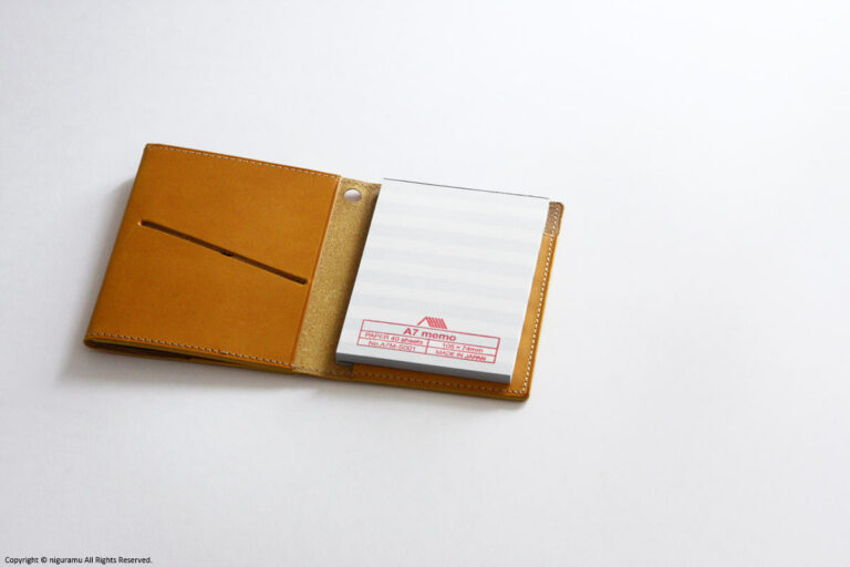 Card holder / yellow