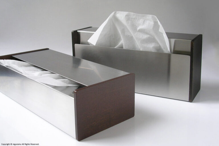 Tissue box / Fuki Urushi