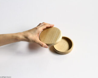 Lift the "Kami petri dish".