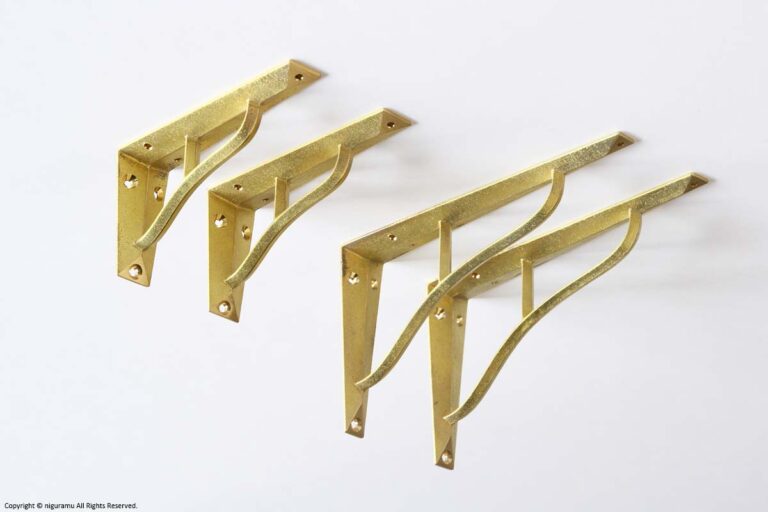 Shelf brackets