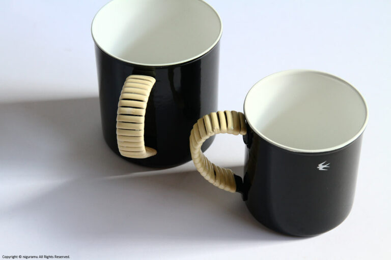 tsubame-RATTAN Mug / black