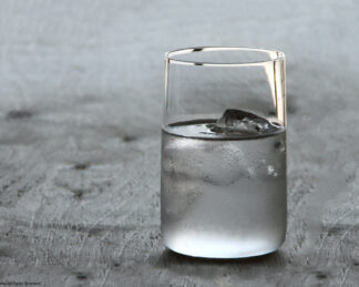 ANDO'S glass T