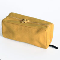 JOBU, BLOCK-POUCH M / karashi (yellow)