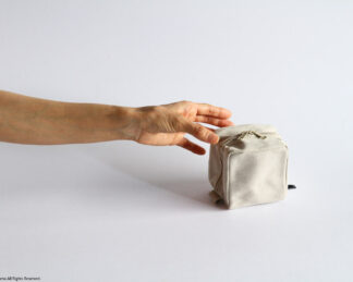 JOBU, BLOCK-POUCH S / 灰白(カイハク)