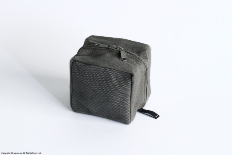 JOBU, BLOCK-POUCH S / 墨紺(スミコン)