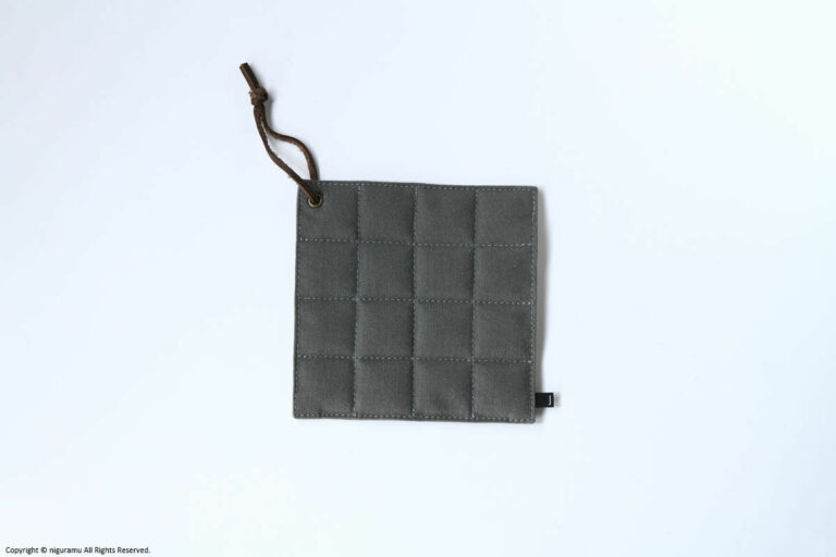 JOBU, POT-MAT square / sumikon (dark gray)