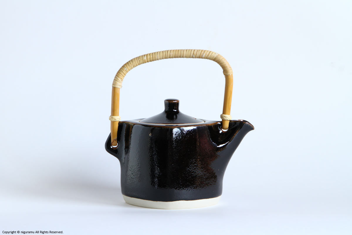 https://www.niguramu.jp/wp-content/uploads/product/0135/shussai/teapot_cup/135stp01-1200a.jpg