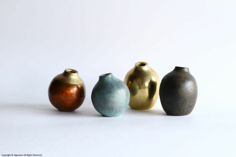 Hyottoko vase