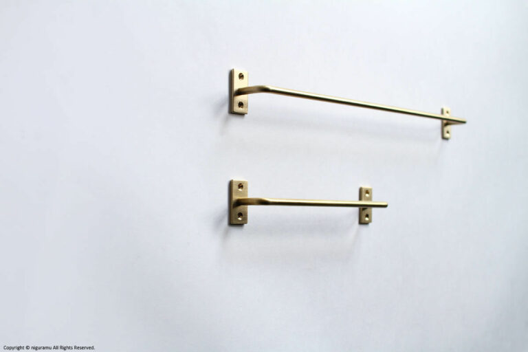 Towel Holder / brass