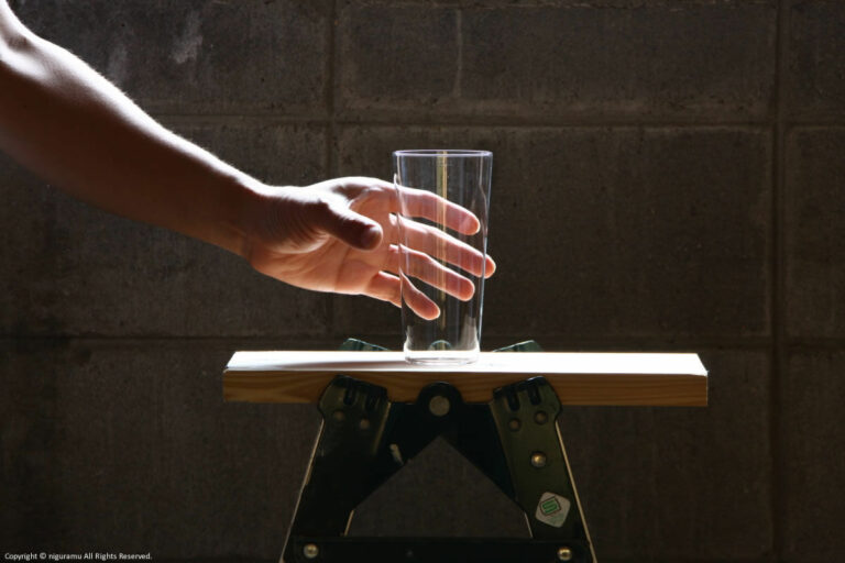 Compact, Zombie glass - Image 2
