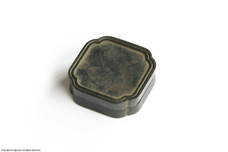 Brass small box, Square / dyed black