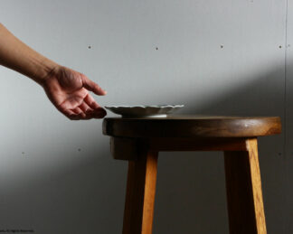 KIKU plate 190mm / Crackle glaze