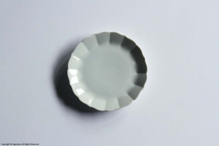 KIKU plate 160mm / Crackle glaze