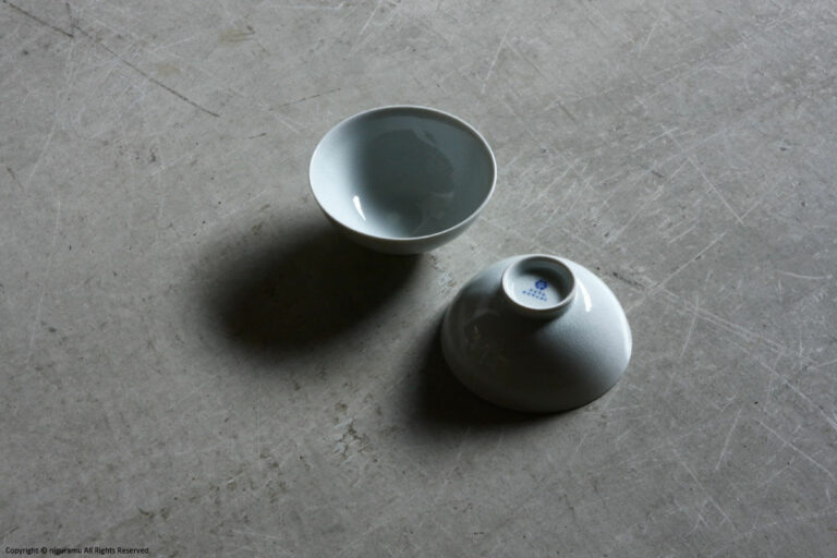 "Small rice bowl (115mm)" and "Large rice bowl (125mm)"