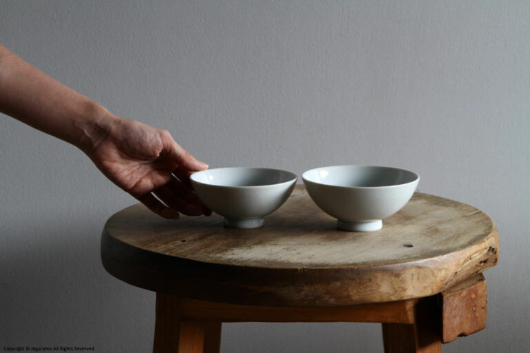 "Small rice bowl (115mm)" and "Large rice bowl (125mm)"