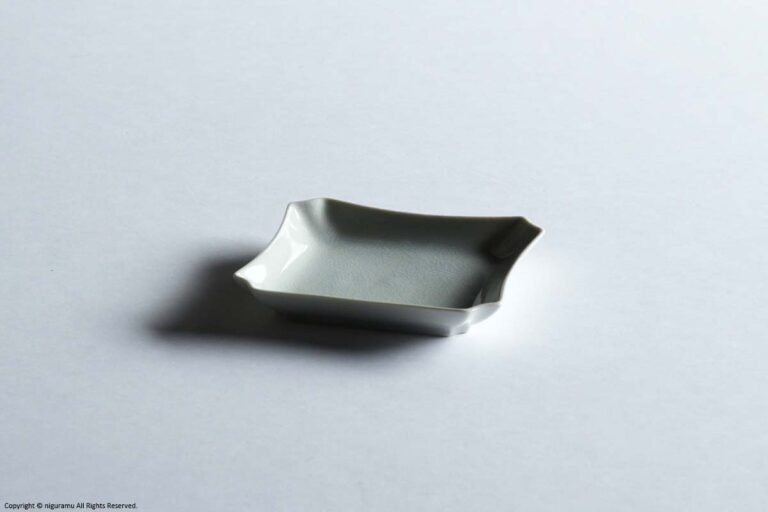 SUMIKIRI Square plate 130mm / Crackle glaze