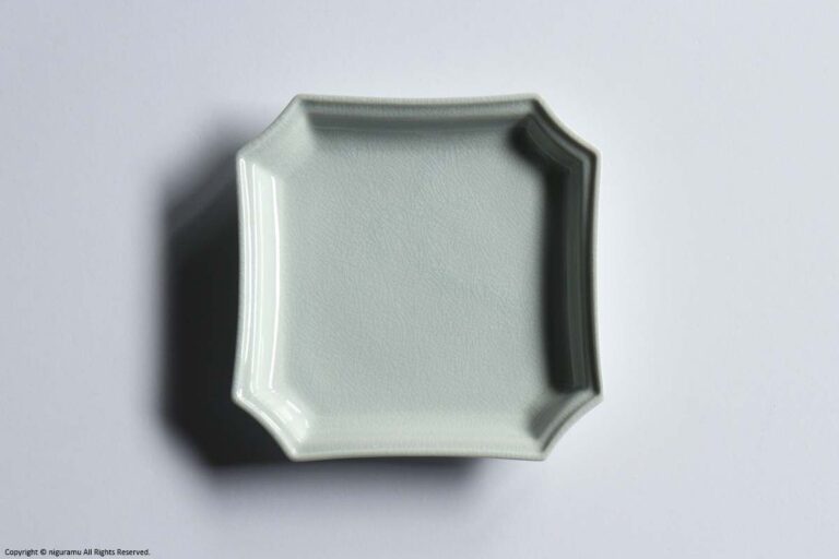 SUMIKIRI Square plate 190mm / Crackle glaze