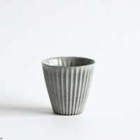 fin cup, low / gray