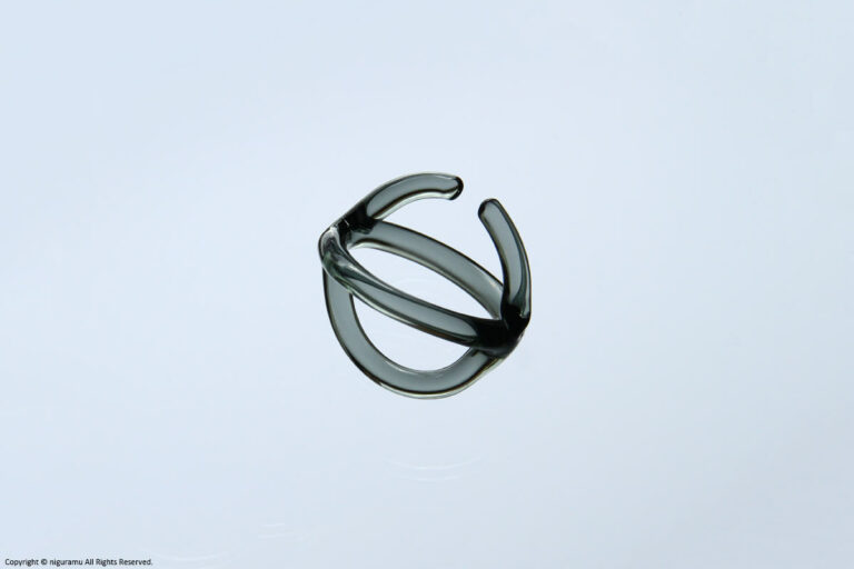 ear-cuff DIMENSION, circle / BK