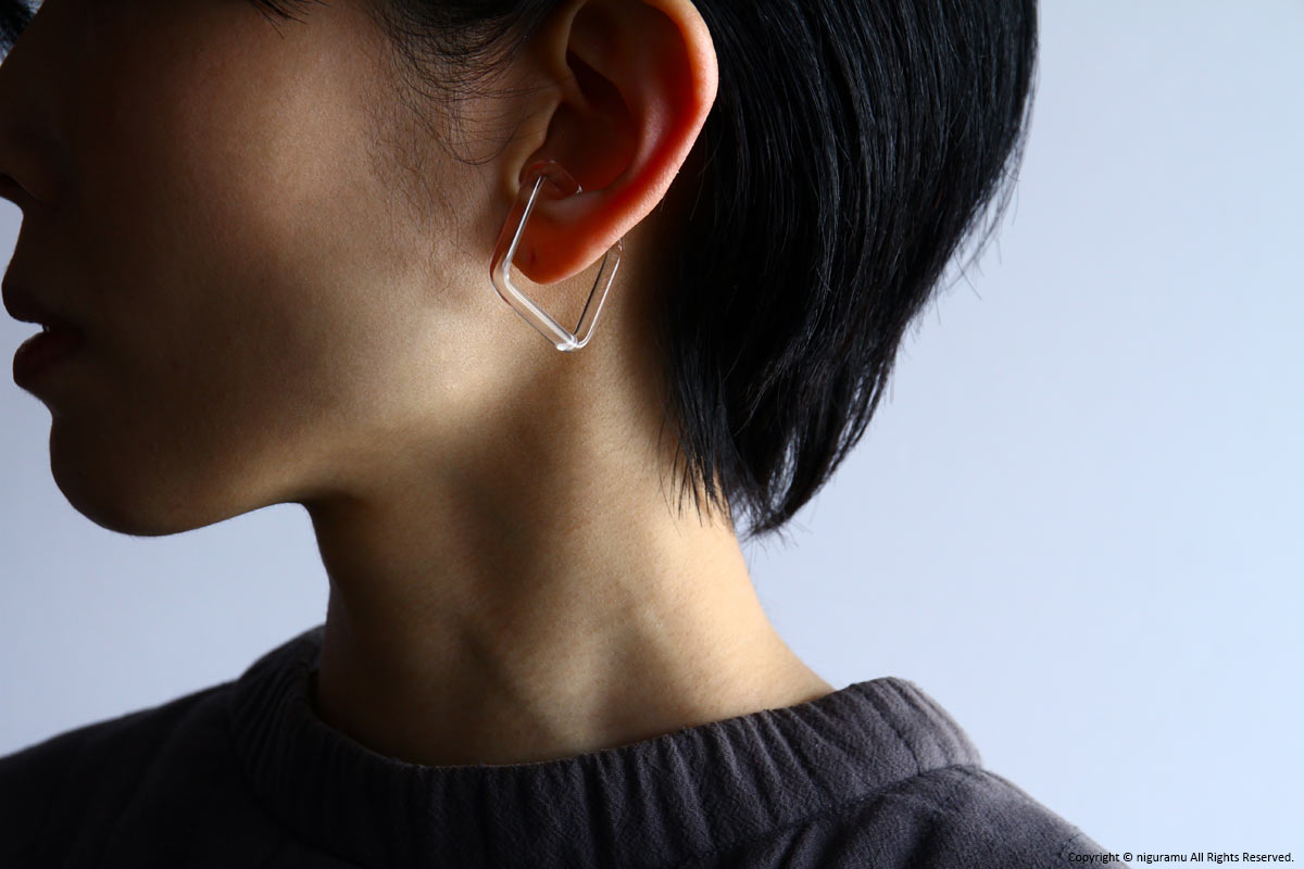 ear-cuff FLATSHAPES, S square / CL