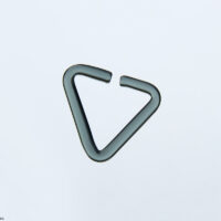 ear-cuff FLATSHAPES, S triangle / BK