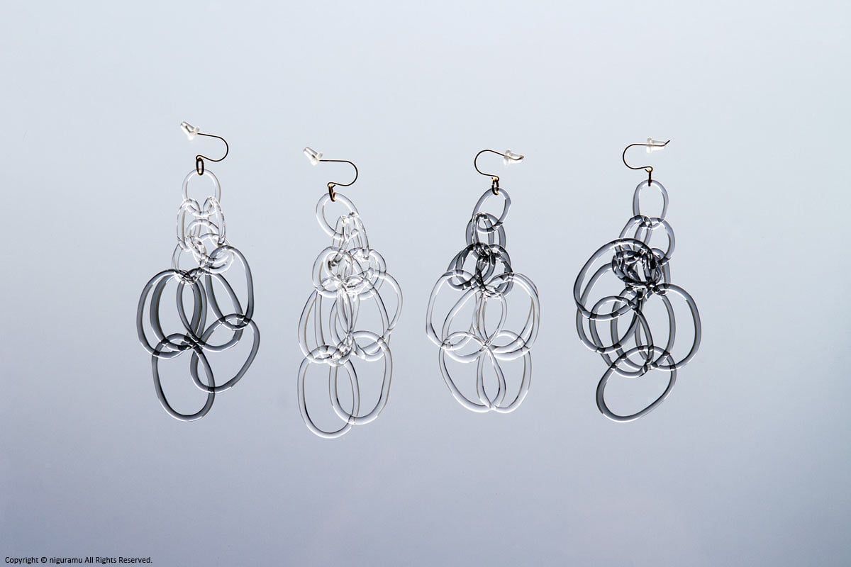 w_chandelier earring