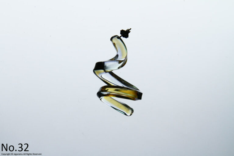 lumber prism earring L -No.32