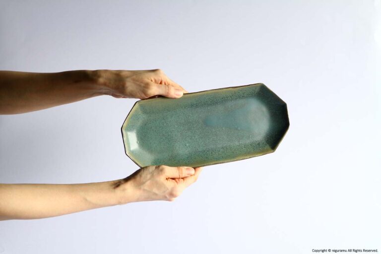 Long octagonal plate / patina green