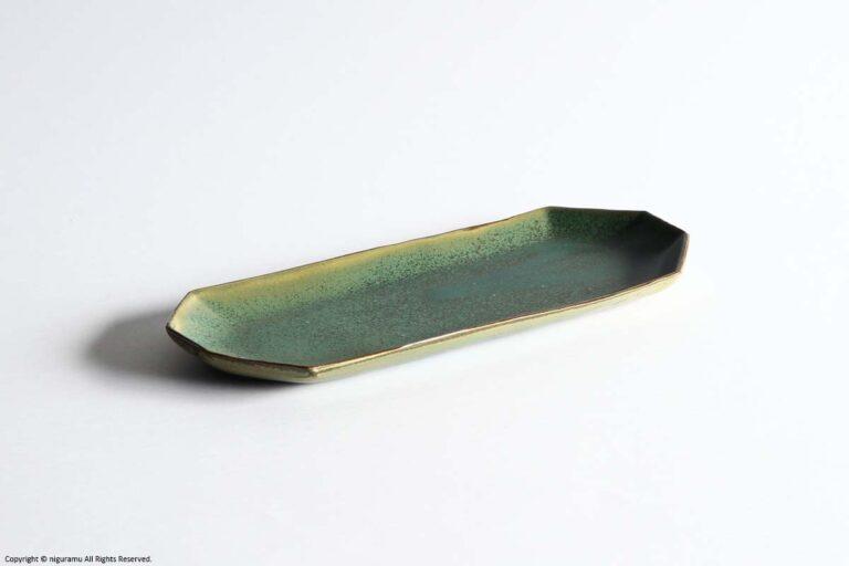 Long octagonal plate / patina green