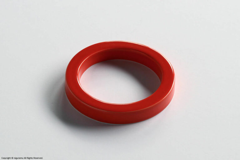 TA, Ring / Red