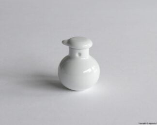 LITTLE BIRDY soy sauce bottle / white porcelain