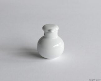 LITTLE BIRDY soy sauce bottle / white porcelain