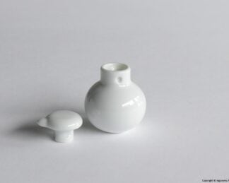LITTLE BIRDY soy sauce bottle / white porcelain