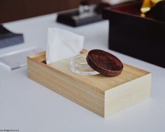「tissue Box&Tray / natural」上フタをトレイ代わりに使う