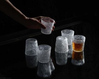 Small glass , mebuku