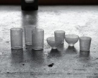 Spout glass 105, mebuku