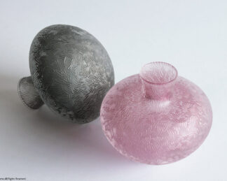 Wide bottom vase , mebuku