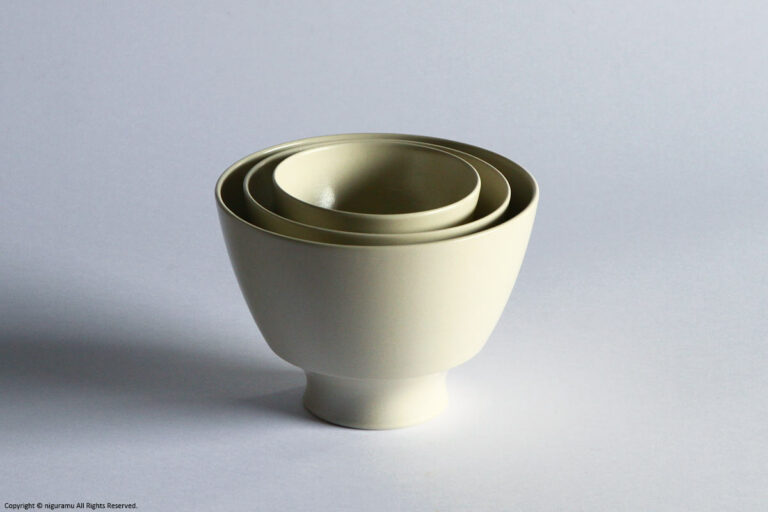 Une, Bowl