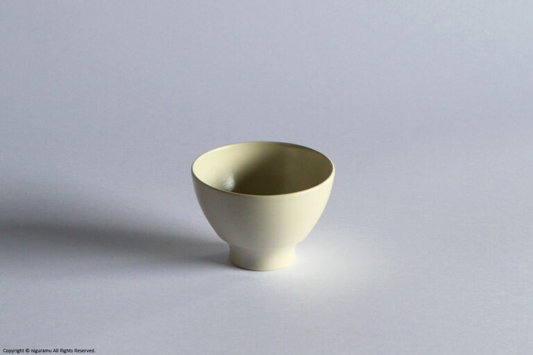 Une, Tea bowl