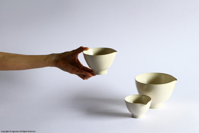 Une, Soup bowl M