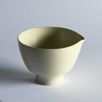 Une, Spout bowl L